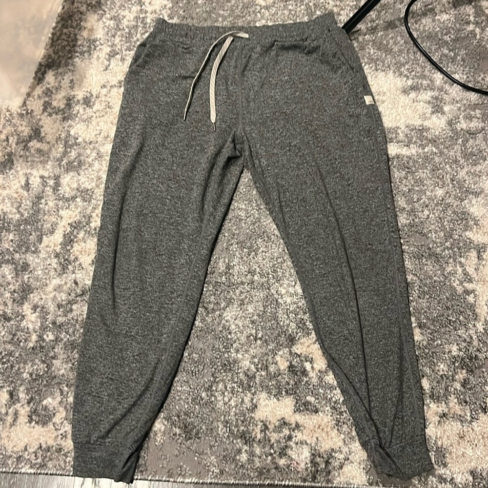 Vuori performance joggers. Size small. Grey. Worn a few times.